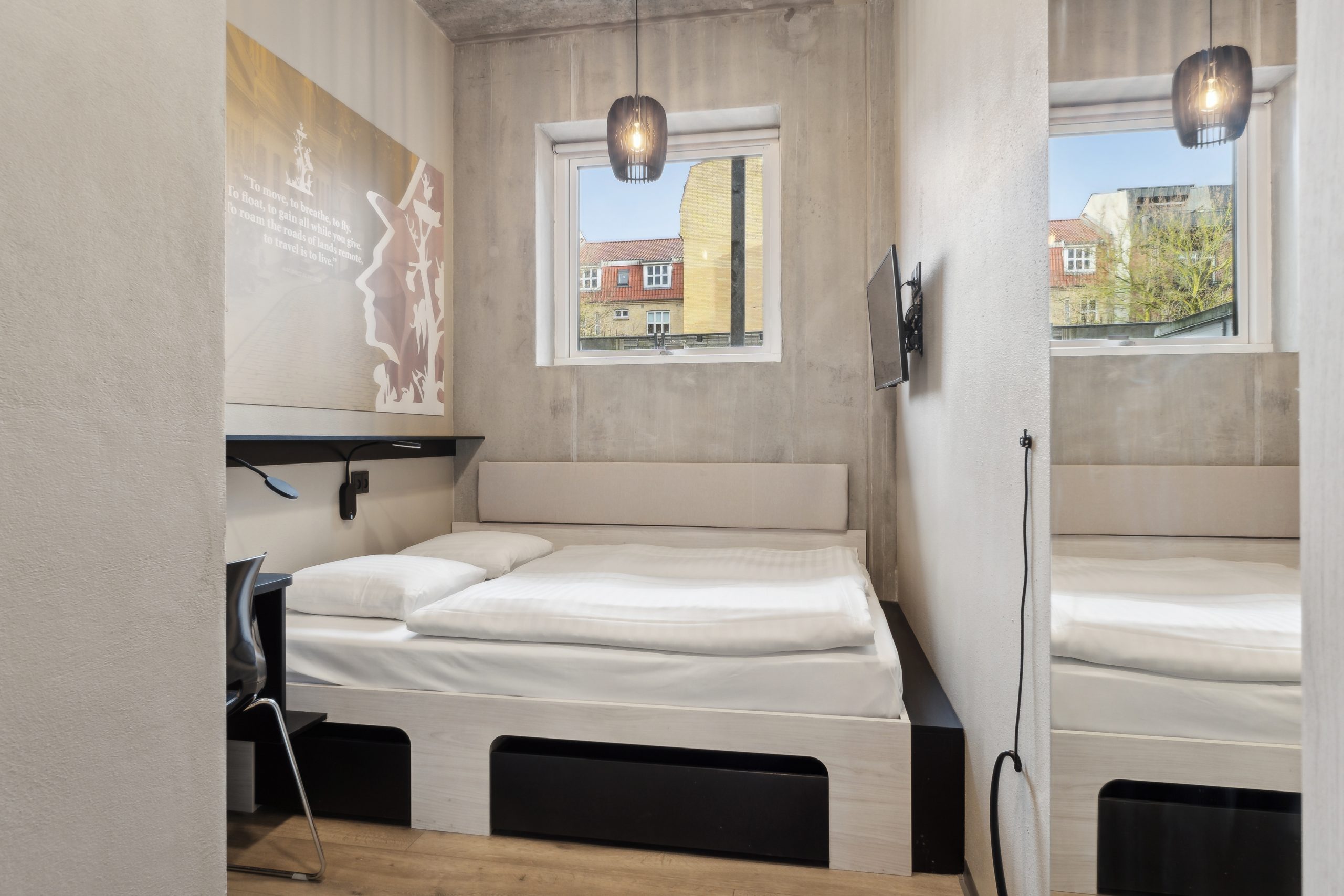 Dobbeltværelse med vindue